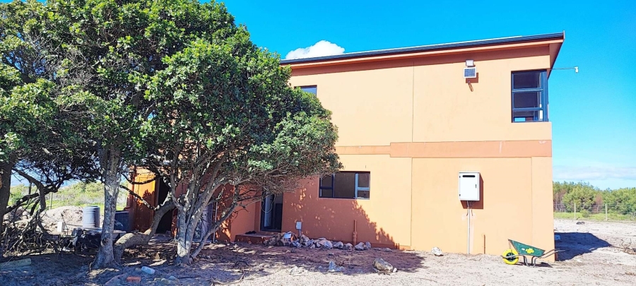 2 Bedroom Property for Sale in Franskraal Western Cape
